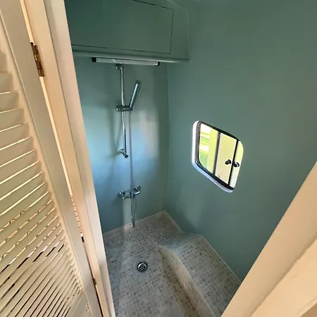 Car J9 Campsite Avesnelles